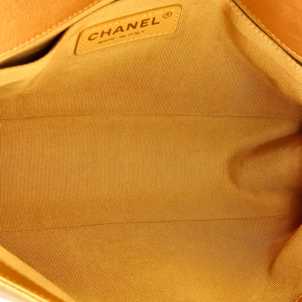 Chanel Boy Flap Bag Quilted Metallic #225903C36B - Picture 5 of 7